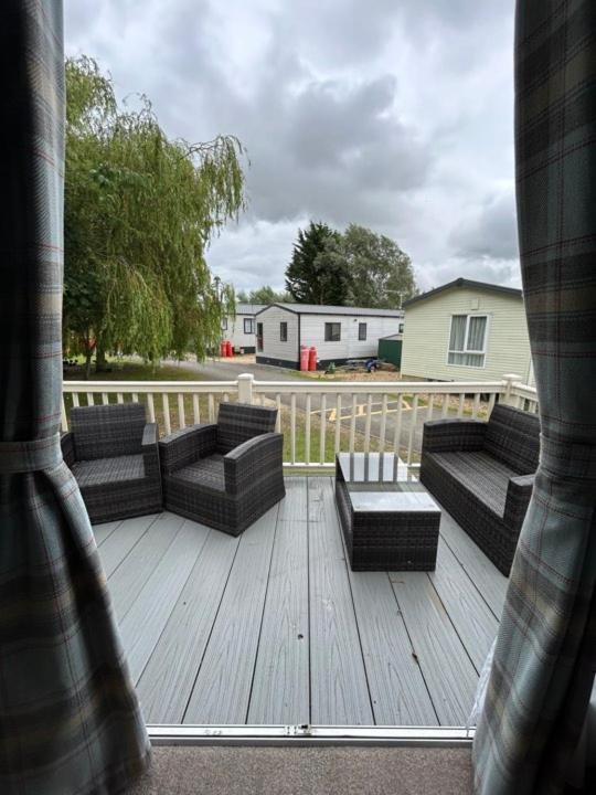 23 Larch View Luxury Caravan Tattershall Lakes Extérieur photo